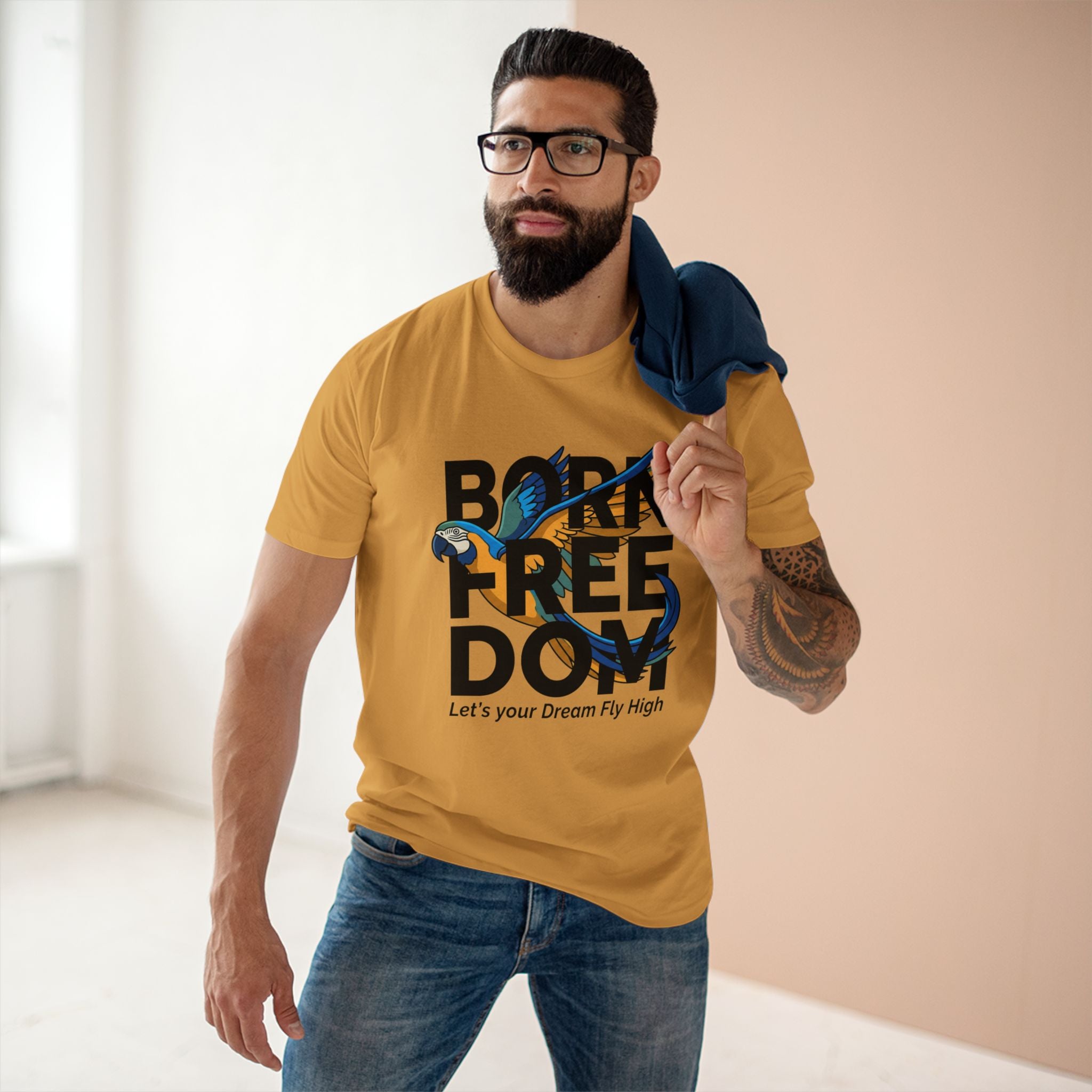 Let's Your Dream Fly High" Parrot Graphic T-Shirt