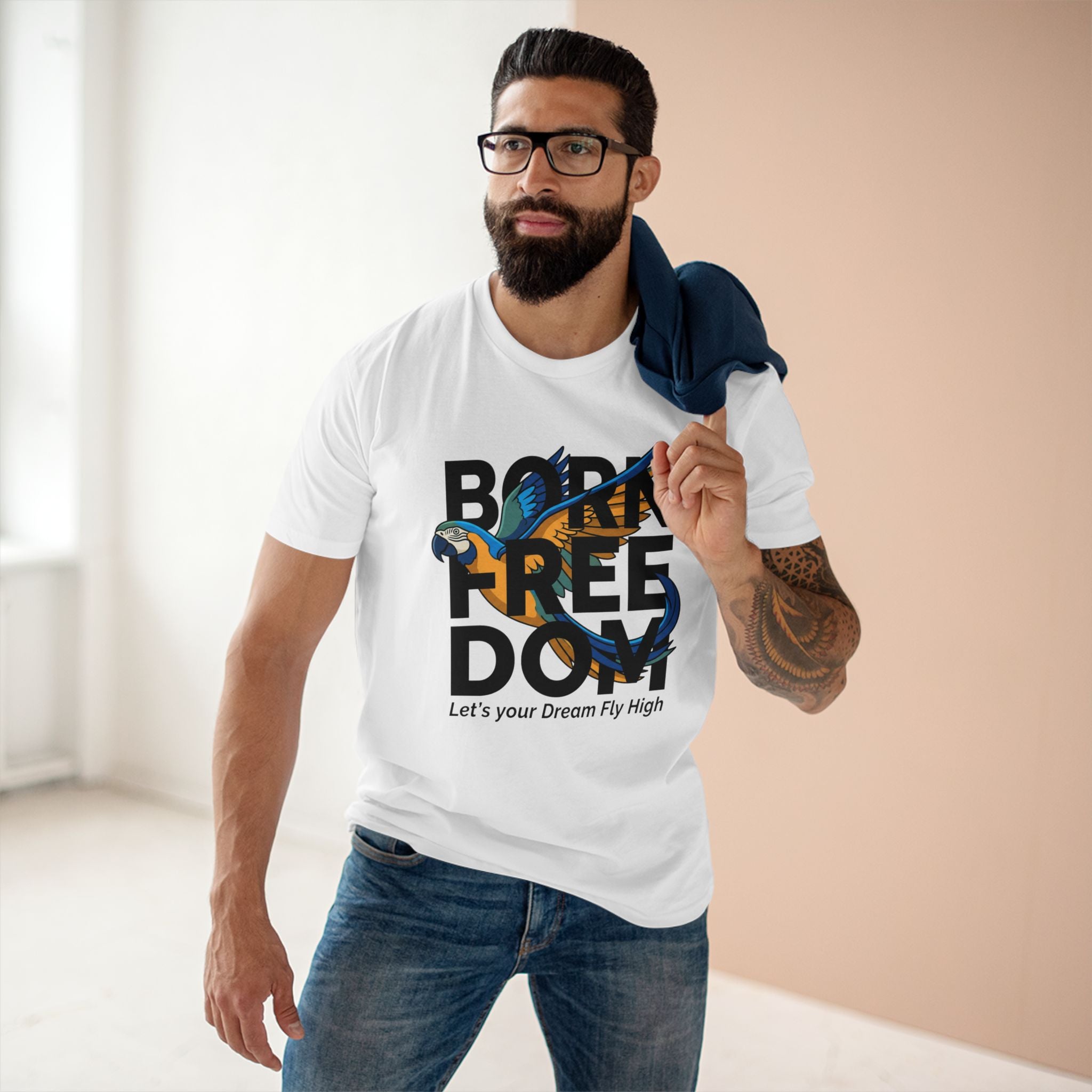 Let's Your Dream Fly High" Parrot Graphic T-Shirt