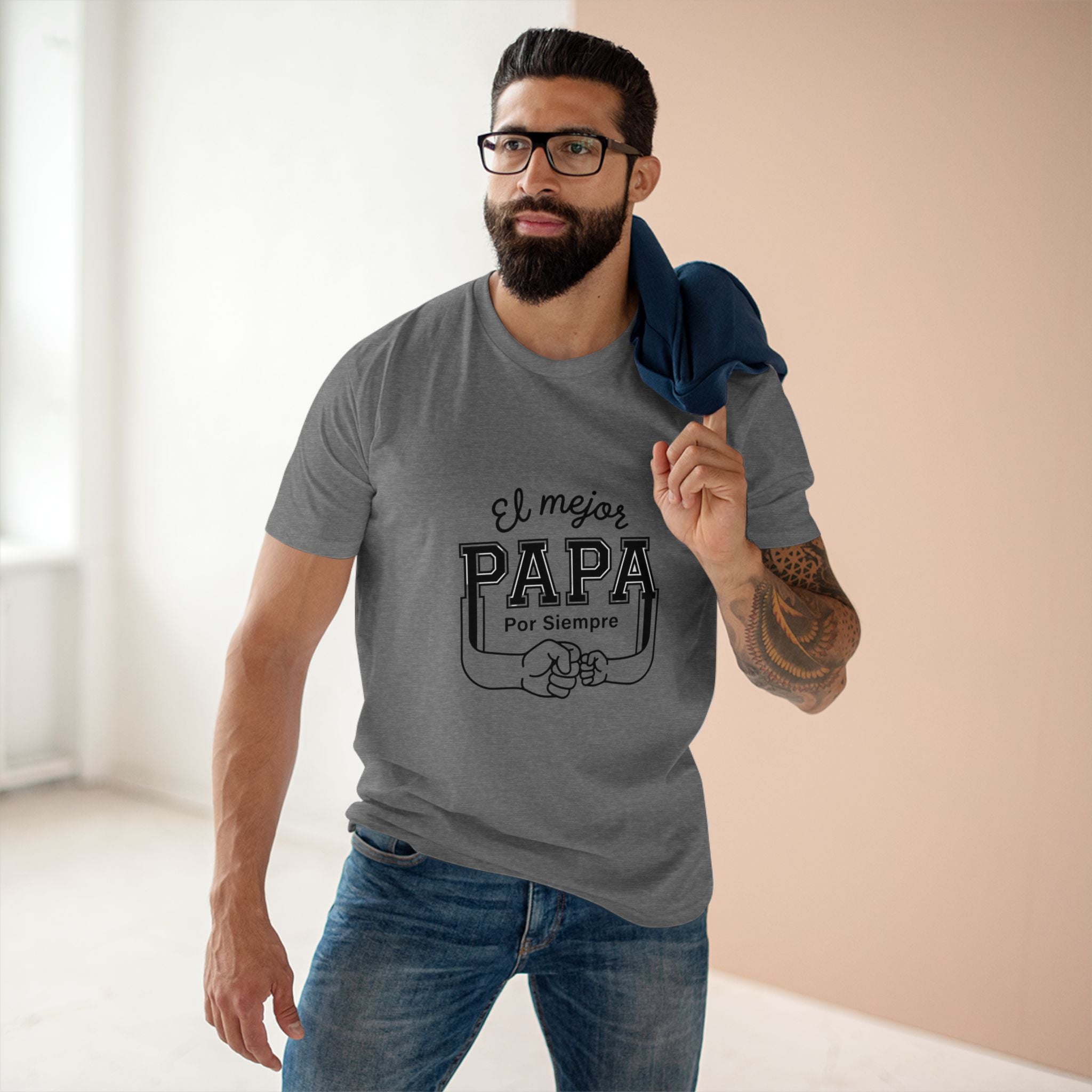 El Mejor Papá Por Siempre" Fist Bump Father's Day Tee